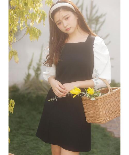 INGNI(イング)の「袖異素材ワンピース(ワンピース・レディース・ブラック/ベージュ/ピンクベージュ・M)」の8枚目の写真