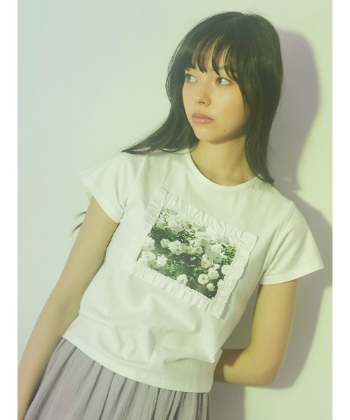 merry jenny（メリージェニー）の「flower garden Tee（Tシャツ/カットソー・レディース・ベージュ/オフホワイト/ラベンダー・FREE）」の11枚目の写真