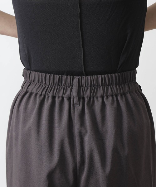 COLONY 2139（コロニートゥーワンスリーナイン）の「テックリネンストレートロングパンツ(セットアップ可)（その他パンツ・レディース・チャコールグレー/ベージュ/ブルー/グリーン・SMALL/MEDIUM/LARGE）」の18枚目の写真