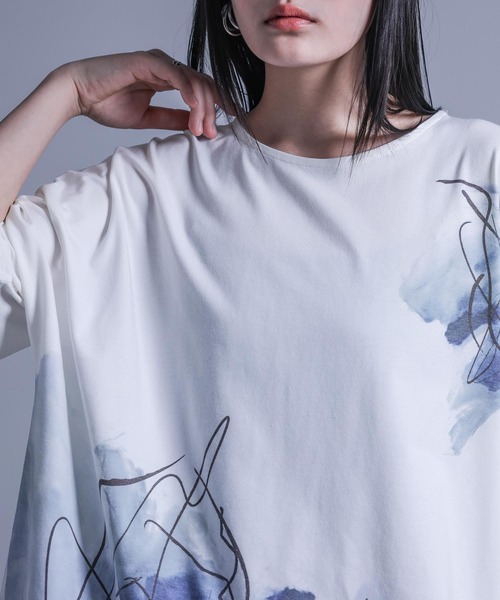 kOhAKU（コハク）の「『線画×ペイント風Tシャツ』（Tシャツ/カットソー・レディース・オフホワイト・FREE）」の16枚目の写真
