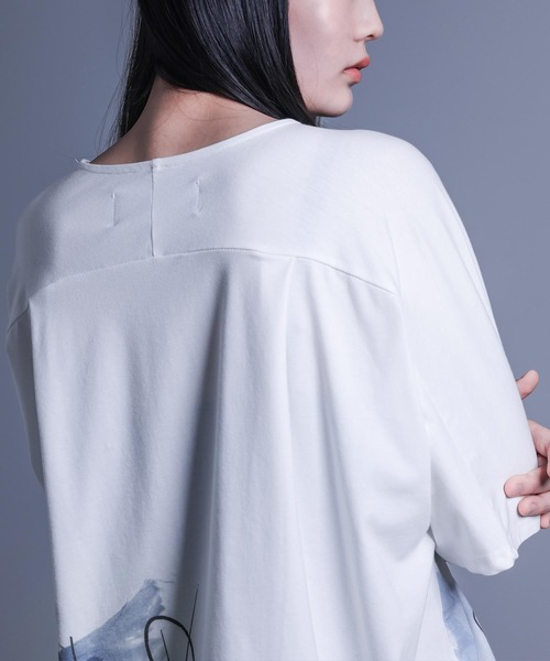 kOhAKU（コハク）の「『線画×ペイント風Tシャツ』（Tシャツ/カットソー・レディース・オフホワイト・FREE）」の15枚目の写真