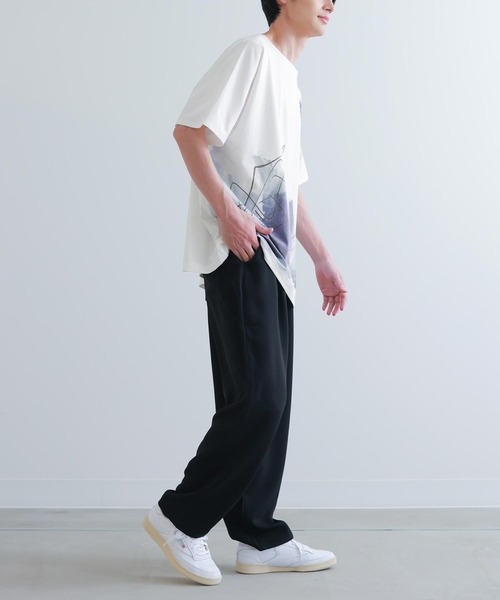 kOhAKU（コハク）の「『線画×ペイント風Tシャツ』（Tシャツ/カットソー・レディース・オフホワイト・FREE）」の6枚目の写真