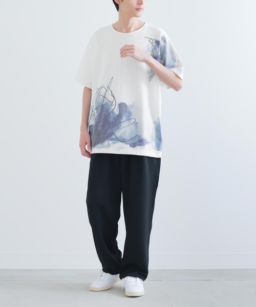 kOhAKU（コハク）の「『線画×ペイント風Tシャツ』（Tシャツ/カットソー・レディース・オフホワイト・FREE）」の4枚目の写真