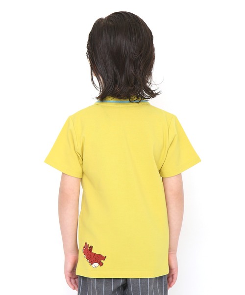 Design Tshirts Store graniph（デザイン　ティーシャツ　ストア　グラニフ）の「おもちょぼこ(クレヨンしんちゃん)｜コラボキッズポロシャツ（ポロシャツ・キッズ・イエロー・130/110/120/100/140）」の9枚目の写真