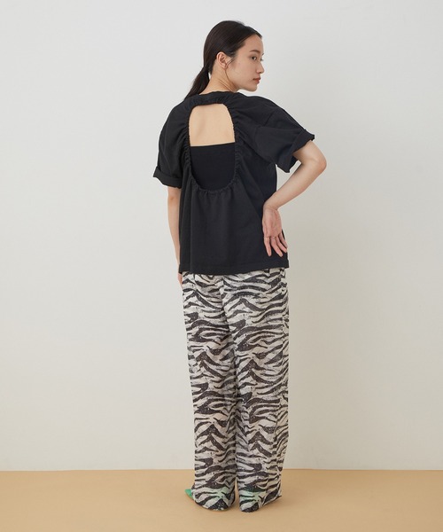 CAMBER（キャンバー）の「【CAMBER×VIOLETTE ROOM】バックオープンTEE（Tシャツ/カットソー・レディース・ホワイト/ブラック・FREE）」の13枚目の写真