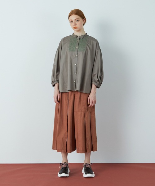 FRAPBOIS（フラボア）の「アコーディーズ パンツ（その他パンツ・レディース・ブラウン/グレイッシュベージュ・1）」の19枚目の写真