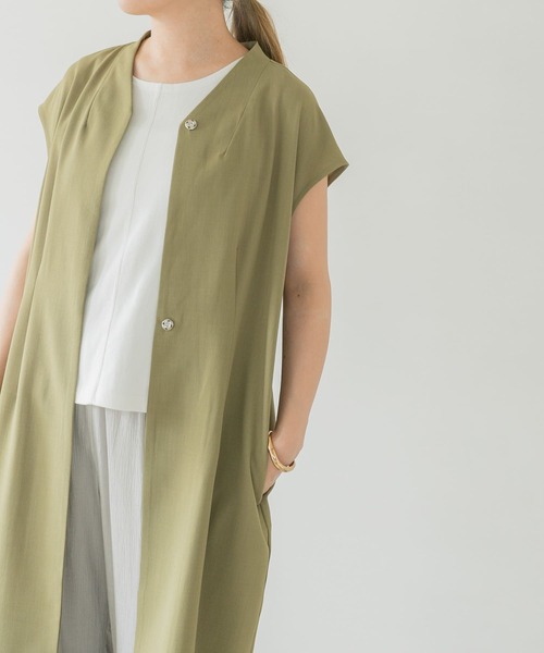 ITEMS URBANRESEARCH（アイテムズ アーバンリサーチ）の「ノースリーブガウンコート（その他アウター・レディース・ベージュ/カーキ/チャコールグレー・FREE）」の15枚目の写真