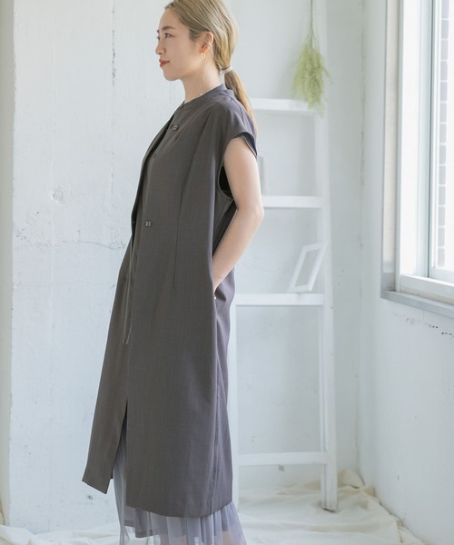 ITEMS URBANRESEARCH（アイテムズ アーバンリサーチ）の「ノースリーブガウンコート（その他アウター・レディース・ベージュ/カーキ/チャコールグレー・FREE）」の16枚目の写真