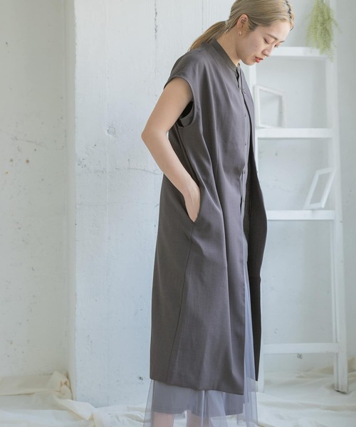 ITEMS URBANRESEARCH（アイテムズ アーバンリサーチ）の「ノースリーブガウンコート（その他アウター・レディース・ベージュ/カーキ/チャコールグレー・FREE）」の20枚目の写真