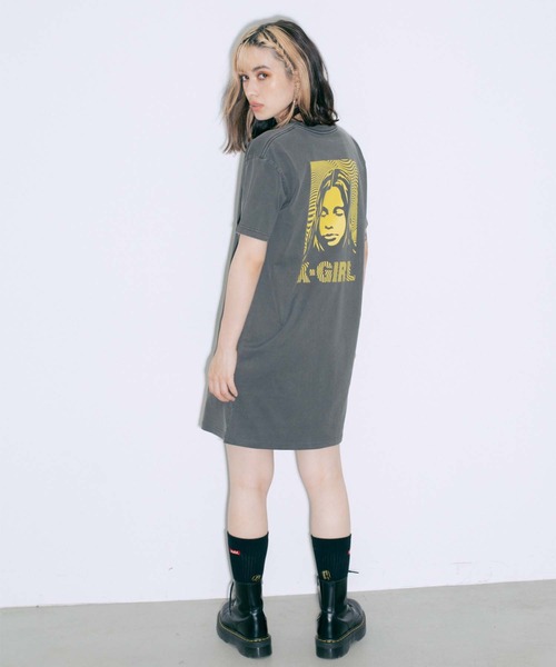 X-girl（エックスガール）の「WAVE FACE S/S TEE DRESS（ワンピース・レディース・ホワイト/ブラック/ライトブルー・S/M）」の9枚目の写真