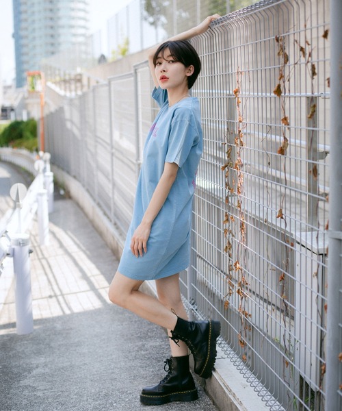 X-girl（エックスガール）の「WAVE FACE S/S TEE DRESS（ワンピース・レディース・ホワイト/ブラック/ライトブルー・S/M）」の21枚目の写真