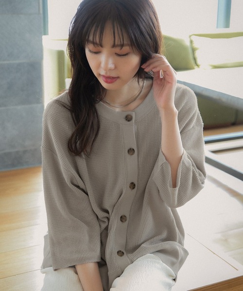 GLOBAL WORK(グローバルワーク)の「2WAYワッフルカーディガン/951741(カーディガン/ボレロ・レディース・ダークグレー/オフホワイト/ライトグレー/グレー/キナリ/グレー系その他・FREE)」の4枚目の写真