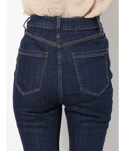 EMODA(エモダ)の「アシンメトリーフィットジャストウエストフレアジーンズ(デニムパンツ・レディース・グレー/インディゴブルー・SMALL/X-SMALL/MEDIUM)」の13枚目の写真