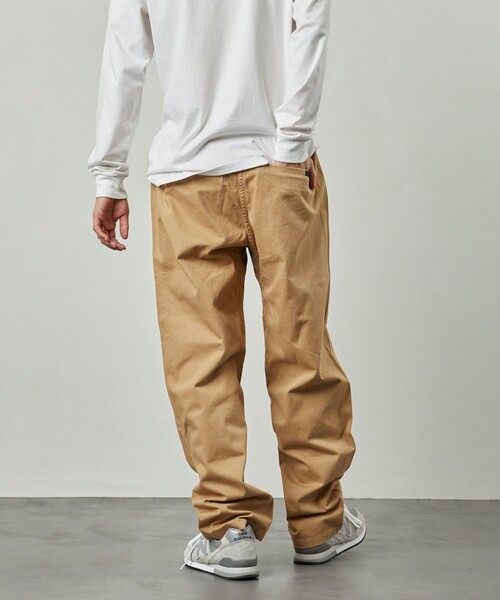 Gramicci（グラミチ）の「GRAMICCI/グラミチ 別注 BAKER PANTS/ベイカー パンツ（チノパンツ・メンズ・ブラック/ベージュ/モスグリーン/チャコールグレー・SMALL/MEDIUM/LARGE）」の18枚目の写真