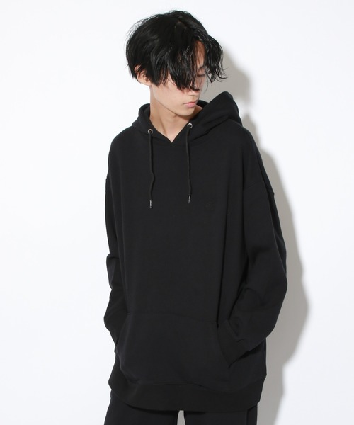 PBLIM（ページボーイリム）の「【PAGEBOYLIM】ロゴシシュウパーカー（Tシャツ/カットソー・レディース・ブラック/オフホワイト・MEDIUM/LARGE）」の2枚目の写真