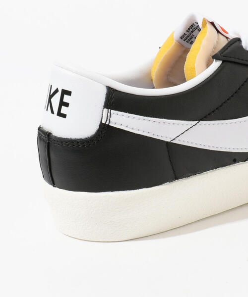 NIKE（ナイキ）の「NIKE BLAZER LOW 77 VINTAGE レザースニーカー（スニーカー・メンズ・ホワイト/ブラック・8/10/9/11）」の10枚目の写真