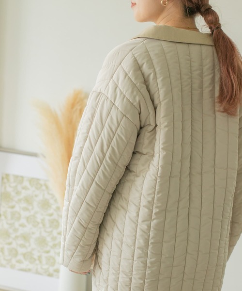 ITEMS URBANRESEARCH（アイテムズ アーバンリサーチ）の「中綿縦キルティングジャケット（その他アウター・レディース・チャコールグレー/ライトベージュ・FREE）」の10枚目の写真