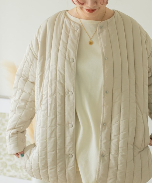 ITEMS URBANRESEARCH（アイテムズ アーバンリサーチ）の「中綿縦キルティングジャケット（その他アウター・レディース・チャコールグレー/ライトベージュ・FREE）」の5枚目の写真