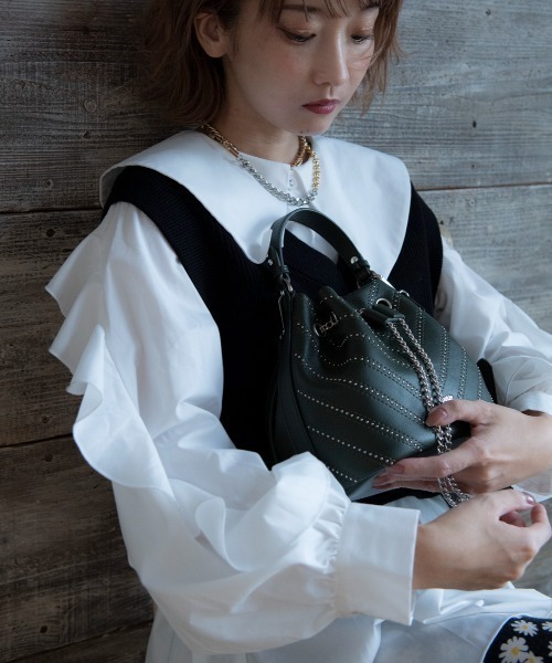 jouetie(ジュエティ)の「【jouetie/ジュエティ】 マイクロスタッズ ミニ巾着バッグ(ショルダーバッグ・レディース・ワイン/シルバー/ラベンダー/ゴールド/ダークグリーン/ネイビー/ブラック/アイボリー/ベージュ系その他・FREE)」の14枚目の写真