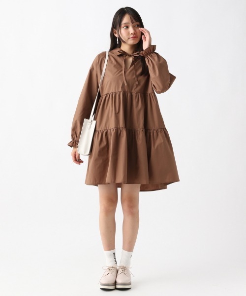 repipi armario（レピピ アルマリオ）の「キャンディースリーブティアードワンピース（ワンピース・キッズ・ライトベージュ/ダークブラウン/ブラック・SMALL/MEDIUM/LARGE）」の17枚目の写真