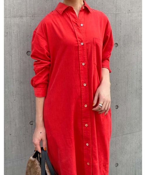 RIVE DROITE（リヴドロワ）の「幅広い雰囲気を楽しめる　細コールシャツワンピース（シャツワンピース・レディース・チャコールグレー/レッド/ベージュ・FREE）」の3枚目の写真