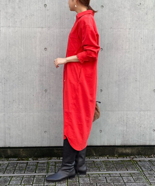 RIVE DROITE（リヴドロワ）の「幅広い雰囲気を楽しめる　細コールシャツワンピース（シャツワンピース・レディース・チャコールグレー/レッド/ベージュ・FREE）」の18枚目の写真