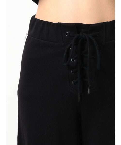ROXY（ロキシー）の「GYDA×ROXY フロントレースUPスウェット