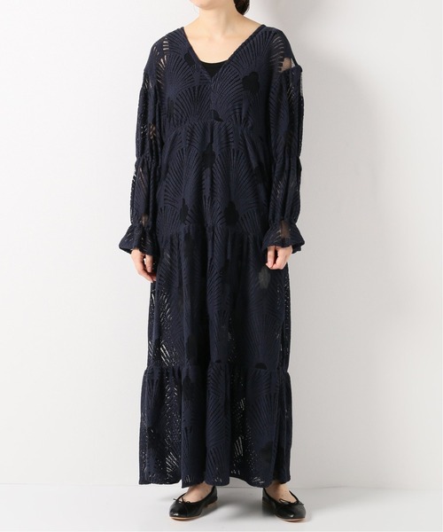 IENA LA BOUCLE(イエナラブークル)の「IENA LA BOUCLE リーフ柄レースティアードドレス◆(ワンピース・レディース・ネイビー・FREE)」の4枚目の写真