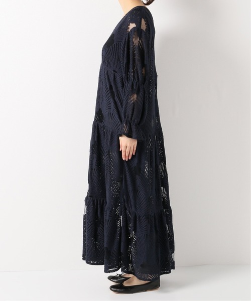 IENA LA BOUCLE(イエナラブークル)の「IENA LA BOUCLE リーフ柄レースティアードドレス◆(ワンピース・レディース・ネイビー・FREE)」の6枚目の写真