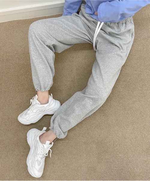 SONA（ソナ）の「SONYUNARA ワイドトレーニングパンツ（スウェットパンツ・レディース・ライトグレー/グレー・FREE）」の4枚目の写真