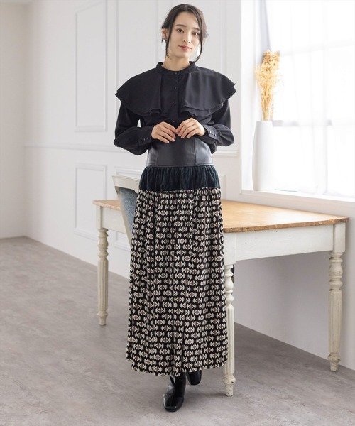 clear（クリア）の「ラッフルカラーブラウス≪2021AW新作≫（シャツ/ブラウス・レディース・ブラック/オフホワイト/オレンジ・F）」の20枚目の写真