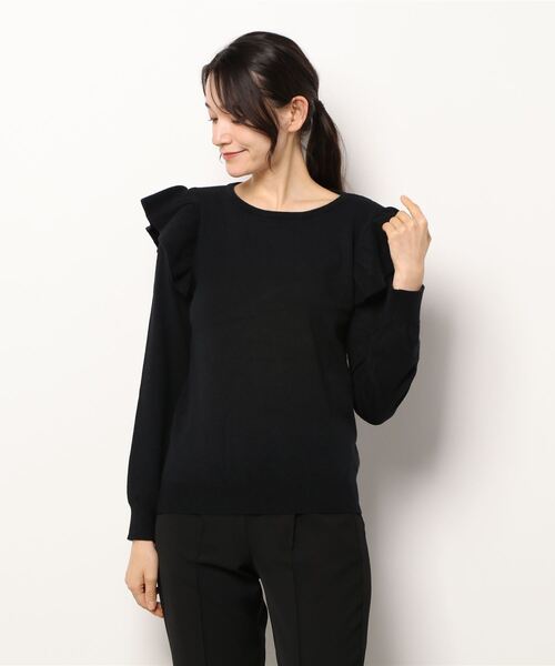 COLONY 2139（コロニートゥーワンスリーナイン）の「【WEB・一部店舗限定】リサイクルポリPBTニット(ラッフルプルオーバー)（ニット/セーター・レディース・ブラック/グリーン/アイボリー・FREE）」の8枚目の写真