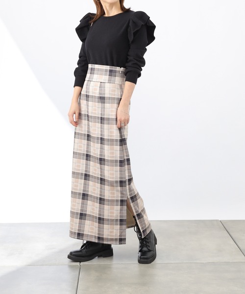 COLONY 2139（コロニートゥーワンスリーナイン）の「【WEB・一部店舗限定】リサイクルポリPBTニット(ラッフルプルオーバー)（ニット/セーター・レディース・ブラック/グリーン/アイボリー・FREE）」の21枚目の写真