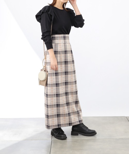 COLONY 2139（コロニートゥーワンスリーナイン）の「【WEB・一部店舗限定】リサイクルポリPBTニット(ラッフルプルオーバー)（ニット/セーター・レディース・ブラック/グリーン/アイボリー・FREE）」の22枚目の写真