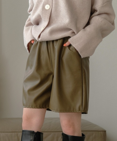 Bab（バブ）の「【WEB限定】フェイクレザーハーフパンツ（その他パンツ・レディース・ブラック/ブラウン/カーキ・M）」の12枚目の写真