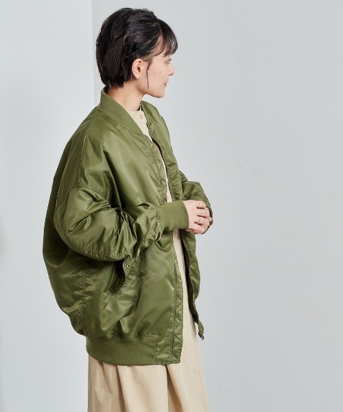 cepo(セポ)の「MA-1オーバージャケット(ブルゾン・レディース・ブラック/オフホワイト/オリーブ・M)」の9枚目の写真
