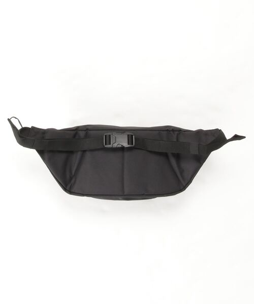 Champion（チャンピオン）の「ウエストバッグ（ボディバッグ/ウエストポーチ・レディース・ブラック・FREE）」の2枚目の写真