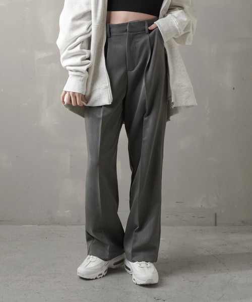 SPINNS(スピンズ)の「センタープレスワイドスラックスパンツ(スラックス・レディース・ブラック/ベージュ/チャコール・S/M)」の4枚目の写真