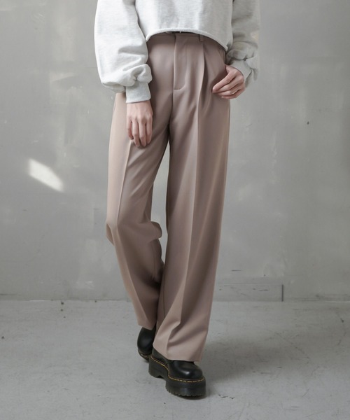 SPINNS(スピンズ)の「センタープレスワイドスラックスパンツ(スラックス・レディース・ブラック/ベージュ/チャコール・S/M)」の13枚目の写真