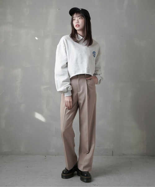 SPINNS(スピンズ)の「センタープレスワイドスラックスパンツ(スラックス・レディース・ブラック/ベージュ/チャコール・S/M)」の14枚目の写真