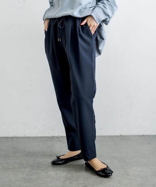 PUAL CE CIN（ピュアルセシン）の「ストレッチイージーテーパードパンツ（その他パンツ・レディース・ベージュ/ネイビー/グレー/アイボリー・FREE）」の19枚目の写真