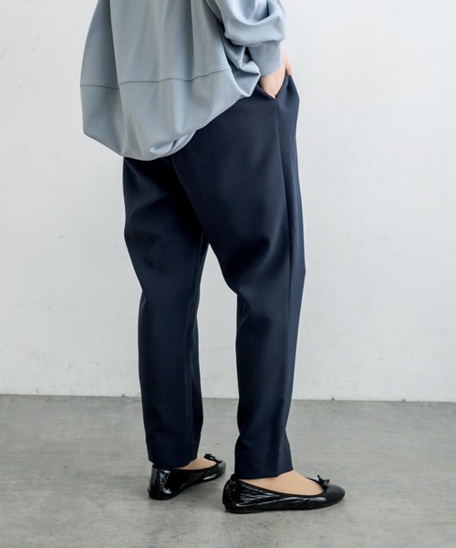 PUAL CE CIN（ピュアルセシン）の「ストレッチイージーテーパードパンツ（その他パンツ・レディース・ベージュ/ネイビー/グレー/アイボリー・FREE）」の20枚目の写真