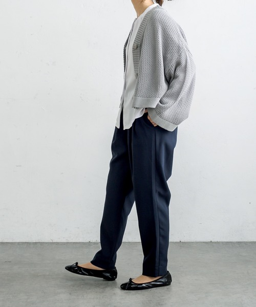 PUAL CE CIN（ピュアルセシン）の「ストレッチイージーテーパードパンツ（その他パンツ・レディース・ベージュ/ネイビー/グレー/アイボリー・FREE）」の22枚目の写真