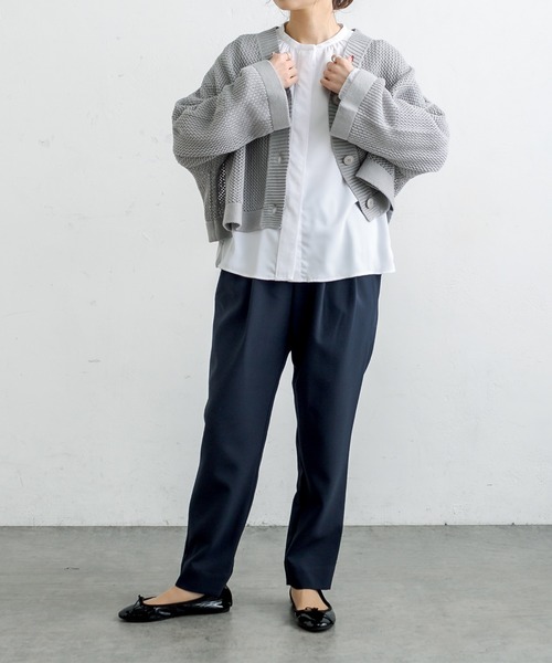 PUAL CE CIN（ピュアルセシン）の「ストレッチイージーテーパードパンツ（その他パンツ・レディース・ベージュ/ネイビー/グレー/アイボリー・FREE）」の21枚目の写真