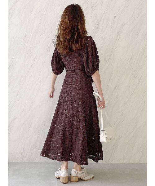 dazzlin(ダズリン)の「フラワーカットワークワンピース(ワンピース・レディース・ブラウン/オフホワイト・FREE)」の9枚目の写真