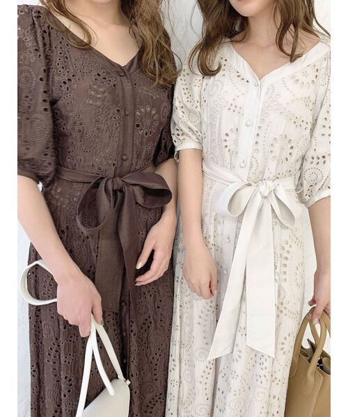 dazzlin(ダズリン)の「フラワーカットワークワンピース(ワンピース・レディース・ブラウン/オフホワイト・FREE)」の19枚目の写真