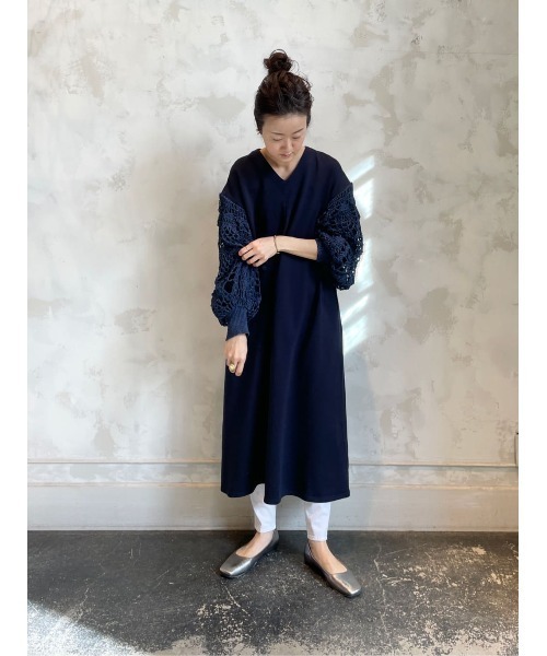 BEARDSLEY（ビアズリー）の「カギ針袖ワンピース（ワンピース・レディース・ネイビー/アイボリー・FREE）」の16枚目の写真