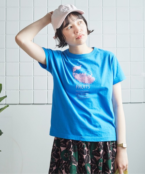 bulle de savon(ビュルデサボン)の「●30/carinプリント Tシャツ(Tシャツ/カットソー・レディース・ホワイト/ブルー・FREE)」の3枚目の写真