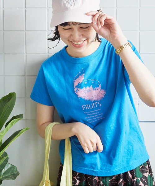 【美品】プリーツプリーズ サークル バルーン カットソー グラデーション ブルー bulle de savon（ビュルデサボン）の「○30/carinプリント Tシャツ（T