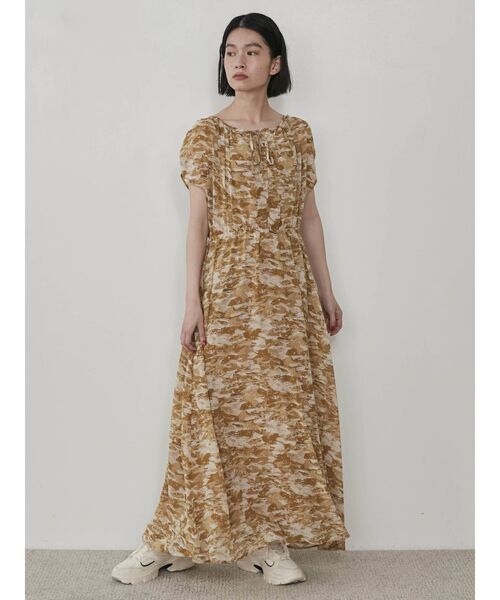 COTORICA（コトリカ）の「ウエストマークプリントフレアワンピース（ワンピース・レディース・グレー/イエロー・FREE）」の7枚目の写真